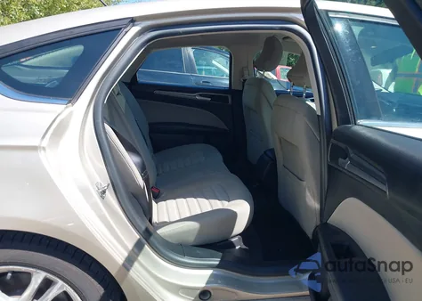 2018 Ford Fusion Hybrid S z USA, uszkodzony, nr VIN 3FA6P0UU2JR191558